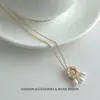 Collar redondo de perlas de agua dulce naturales con textura vintage europeo y americano, pendientes redondos huecos de moda y versátiles para mujer