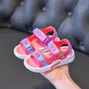 Sandalias de verano para niños, nuevas, informales, para estudiantes de primaria, suela blanda, playa, niños pequeños, sandalias para niños medianos y grandes, venta al por mayor