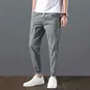 Pantalones Casuales para Hombre Verano Estilo Coreano Modernos Sensación Holgada Pantalones Deportivos para Piernas Pantalones Casuales de Seda Helada de Secado Rápido Pantalones a la Altura del Tobillo