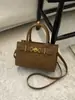 Bolso Pequeño Retro con Estampado de Leopardo para Mujer Otoño e Invierno 2025 Nuevo Estilo Bolso de Hombro Cruzado Bolso de Mano Cuadrado Pequeño Versátil para el Día a Día