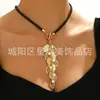 Más Vendidos en Europa y América: 1 Pieza de Elegante Collar en Forma de Y Estilo Moda Europea y Americana - Hojas Doradas y Adornos