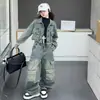 Conjunto de Ropa para Niñas Primavera y Otoño 2026 Estilo Retro de Hong Kong con Múltiples Bolsillos de Mezclilla Estilo Callejero Americano Fresco a la Moda para Niños Mayores