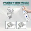 El Spray Limpiador de Joyería Kineshinex es un pulidor líquido multifuncional que elimina capas de oxidación y rayones menores.