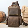 Bolsa de Peito Masculina de Couro Genuíno de Alta Qualidade, Bolsa de Peito Vintage Feita à Mão de Grande Capacidade, Bolsa Transversal de Ombro Único de Couro Bovino de Camada Superior, Moderna