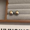 Aretes de Perlas Diseño Nicho para Mujer Aretes de Alta Gama 2025 Nuevos Aretes Populares Aretes de Lujo Accesible Aretes Únicos