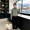 2026 Invierno Nuevo Estilo Coreano Cuello Alto Cálido Tejido Manga Algodón Chaqueta Mujer Corta Moda Holgada Engrosada Patchwork Ropa Exterior