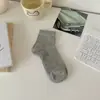 Meias brancas para meninas, meias curtas, verão, finas, de trama aberta, anti-odor, absorventes de suor, estilo miu, estilo ballet, calcanhar antiderrapante, na altura da panturrilha, meias de algodão