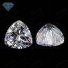 Huagang gem 5A triângulo gordo zircão branco pedra nua anel superfície triângulo gordo linha artificial CZ pedra branca pedra principal diamante
