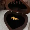 Nuevo Collar con Colgante Estilo Chino Cepillado Mate "Dinero en Camino", Joyería Zodiacal Versátil de Lujo Ligero de Nicho de Gama Alta para Mujeres