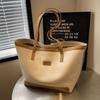 Bolso tote para mujer gran capacidad color sólido retro versátil 2023 nuevo bolso de hombro alta gama clase bolso de trabajo
