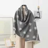 Bufanda Nueva Mujer Otoño e Invierno 2024 Nuevo Estilo Coreano Versátil Estudiante Cuadros Blanco y Negro Chal Bufanda Gruesa y Cálida