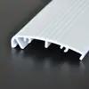 Canaleta de PVC Perfil Extruido Cubierta Procesamiento Producto Tira de Borde Blanco Ranura para Tarjeta Plástico Embebido en Forma de U