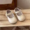 Zapatos de Cuero Florales Estilo Bosque Vintage para Niñas 2026 Primavera y Otoño Nuevos Zapatos Mary Jane Sencillos de Princesa para Niñas Jóvenes Modernos