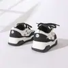 Mocasines de Suela Gruesa para Mujer 2026 Nuevos Zapatos de Tacón Alto para Mujer Zapatos Panda que Aumentan la Altura Versátiles Casuales Tenis de Suela Gruesa