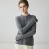 Nueva colección de otoño e invierno: suéter de punto de cachemira pura para mujer, cuello redondo, dobladillo enrollado, estilo cárdigan, abrigo cálido, corte ajustado, favorecedor, elegante y versátil