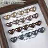 Accesorios de perlas vintage de alta calidad en forma de corazón grande, accesorios de estilo de corte vintage para fundas de teléfono con forma de corazón para hacer tú mismo al por mayor