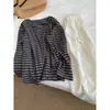 Camiseta Casual Listrada Feminina Primavera/Outono Cor Blocada Nicho Gola Redonda Manga Longa Solta Estilo Básico Camada Base