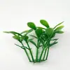 Plantas artificiales, follaje y helechos