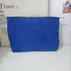 Bolsa de Maquiagem de Veludo Grande Capacidade Porta-Moedas para Retoque de Batom Porta-Celular Clutch de Mão Bolsa de Armazenamento Cor Sólida Pode Personalizar o Logo