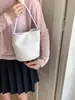 Bolsos de Mujer Populares de Moda Transfronterizos 2026 Nuevo Verano Versátil Super Caliente Bolso de Hombro Bolso Cubo Tejido Casual