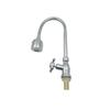 Aleación de zinc balcón grifo individual cocina fregadero grifo universal giratorio grifo individual de agua fría tres vueltas