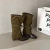 Botas de Cano Alto com Cadarço Patchwork Retrô para Mulheres, Outono 2026 Novo Estilo Maillard Emagrecedor Plataforma Grossa Salto Aumentando Botas Longas Empilhadas