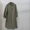 Jaqueta corta-vento feminina com gola polo e silhueta retrô, 26, nova textura, para o trabalho, com temperamento, modelagem slim, corte A, comprimento médio, abotoamento oculto