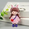 Mochila Menino Menina Boneca Chaveiro Pingente Acessórios Urso Casal Cola Macia PVC Fofos Acessórios de Menina