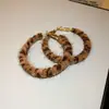 Pendientes minimalistas redondos retro con estampado de leopardo, moda de nicho de alta gama, pendientes de aro exquisitos, pendientes versátiles de otoño e invierno para mujer