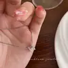 Colar Cravejado com Diamantes Letra H para Mulheres 2025 Novo Verão Design de Nicho Corrente de Clavícula Acessório Versátil de Luxo Leve