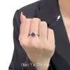 Anillo de Flor Azul Brillante con Pedrería Verano Estilo Coreano para Mujer Lujo Ligero Temperamento Dulce Personalidad Anillo para Dedo de Uso Diario Anillo para Dedo Índice