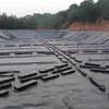 Geomembrana de HDPE para granjas, membrana anti-filtraciones especializada para fosas sépticas, estanques de sedimentación, granjas porcinas, embalses y fosas de aguas residuales