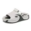 Pantuflas para Hombre 2026 Nuevo Estilo Verano Uso Exterior Suela Suave Antideslizantes Resistentes al Desgaste Deportes al Aire Libre Conducción Doble Uso Sandalias de Playa