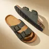 Pantuflas de corcho Birkenstock para hombre, adecuadas para usar al aire libre, antideslizantes, resistentes al desgaste, de suela gruesa, sandalias transpirables para hombre, nuevo modelo de verano 2026, transfronterizo