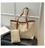 2026 Novo Estilo Bolsa Saco Bolsa Tote Bolsa de Mão Clássica Estampada Bolsa de Ombro Grande Capacidade Moda para o Dia a Dia Versátil e Estilosa