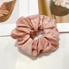 Venta caliente transfronteriza diadema de color sólido anillo de tela de intestino grueso de satén grande accesorios para el cabello europeos y americanos cuerda para la cabeza multicolor banda de goma ventas directas de fábrica