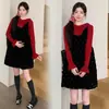 Conjunto de Maternidad Otoño/Invierno 2026: Conjunto de Dos Piezas: Top con Cuello de Volantes + Vestido Chaleco de Maternidad con Bordado Pesado