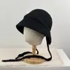 Sombrero de pescador de punto moderno estilo coreano para mujer, nuevo sombrero de lana cálido para otoño e invierno que protege las orejas, sombrero tipo cubo a prueba de frío, versátil y que estiliza el rostro