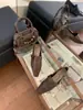 Mocasines de mujer con tacón grueso y puntera cuadrada estilo francés, nueva colección otoño 2026