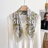 Lenço de Lã de Seda Elegante e Versátil 2026 Outono e Inverno Lenço Quadrado Médio de 65cm Cor Diferente dos Dois Lados Xale Quente de Lã de Seda