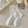 Meias Estilo Primavera Verão Femininas Fio de Algodão Puro Meia de Cano Médio Feminina Quatro Estações Novo Mais Vendido Meias Brancas Aconchegantes Estilo Ins