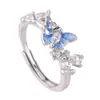 Anillo de Amistad Serpiente Enroscada Alrededor de Mariposa para Mujer, Simple y de Alta Gama, Resina Incrustada con Diamantes, Anillo para Dedo Índice, Anillo Creativo de Moda y Versátil