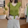 Top da Moda com Design Fashionável Estilo Coreano, Simples para Mulheres, Novo Estilo de Verão, Tricô Jovem Elegante de Caimento Justo e Manga Curta