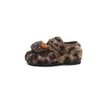 Sapatos Peludos da Moda para Meninas com Algodão Extra Quente 2026 Outono/Inverno Novidades Sapatinhos de Bebê Menina com Laço Sapatos de Princesa Atacado