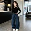 Nova coleção de primavera e outono para meninas: Camiseta de manga comprida e jeans de perna larga, um conjunto de duas peças para crianças de tamanho médio e grande, look de outono moderno