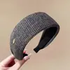 Diadema de Borde Ancho para Otoño e Invierno Estilo Coreano para Mujer Diadema Alta para la Parte Superior de la Cabeza Hace que la Cara Parezca Más Pequeña Sensación de Alta Calidad Pinza para el Cabello Accesorios para el Cabello Antideslizante Pinza para el Cabello Goma para el Cabello