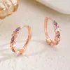 Pendientes de Aro Grandes Cruzados Estilo Coreano de Lujo Ligero con Microincrustaciones de Circonita para Mujer, Pendientes Versátiles de Moda Minimalista Fresca de Gama Alta de Nicho