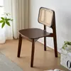 Cadeira de Jantar de Rattan Usada Popular Alemã 2026 Cadeira de Jantar para Casa Cadeira com Encosto de Madeira Maciça Designer Preto de Alta Gama