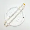 Colar Popular Europeu e Americano de Pérola de Imitação, Moderno e Elegante, Novo Colar com Pingente Magnético Dourado Retrô para Festa