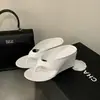 Sandálias de cunha com sola grossa para comércio exterior para mulheres, novo estilo de verão, design de plataforma para altura adicional, antiderrapantes, adequadas para uso ao ar livre e com design de uma tira.